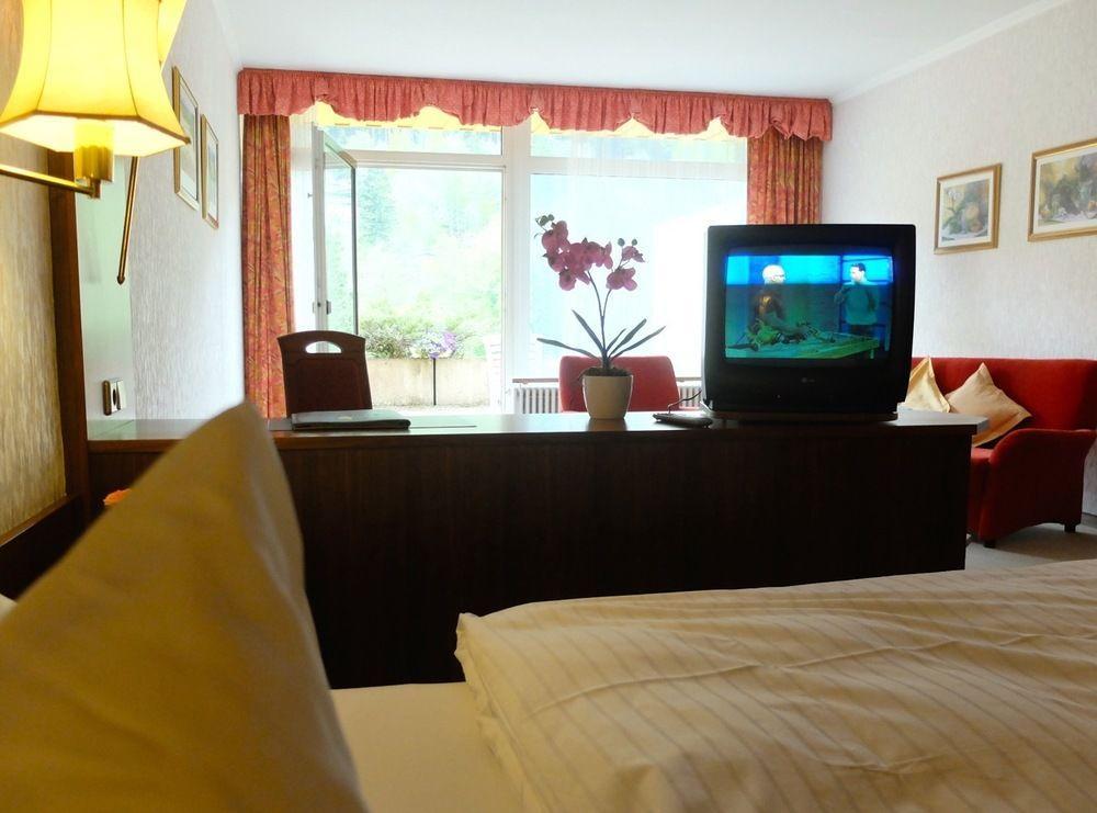 Hotel Valsana Am Kurpark 巴特维尔德巴德 外观 照片