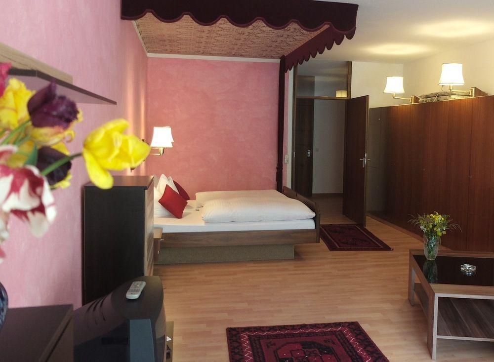 Hotel Valsana Am Kurpark 巴特维尔德巴德 外观 照片