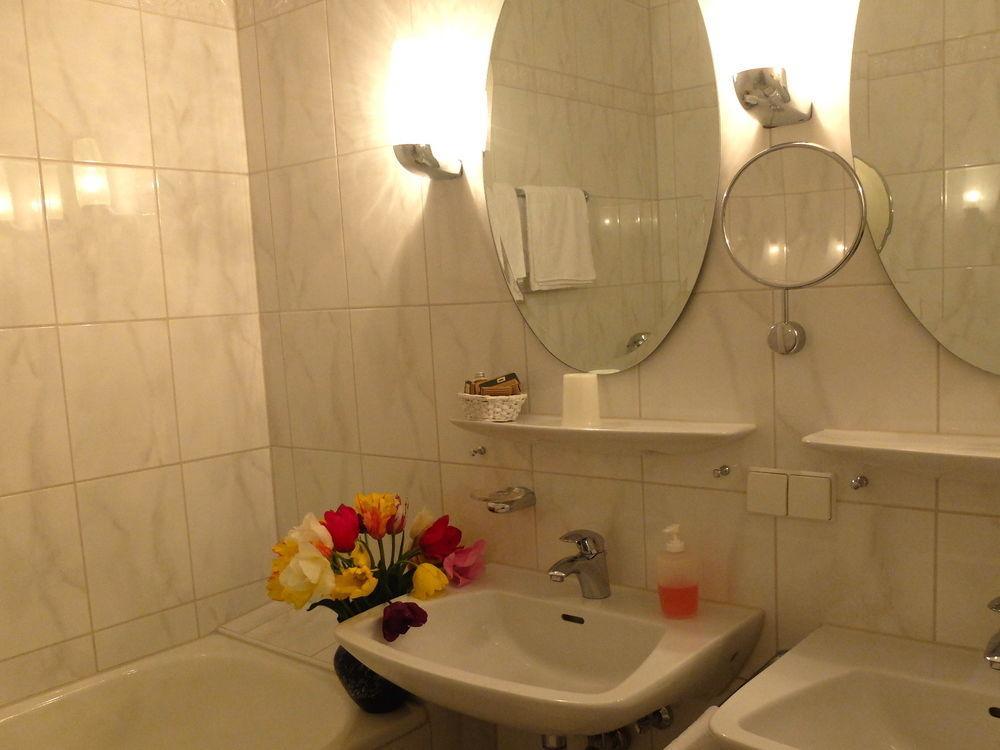 Hotel Valsana Am Kurpark 巴特维尔德巴德 外观 照片