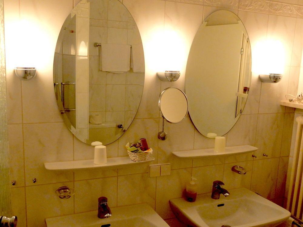 Hotel Valsana Am Kurpark 巴特维尔德巴德 外观 照片
